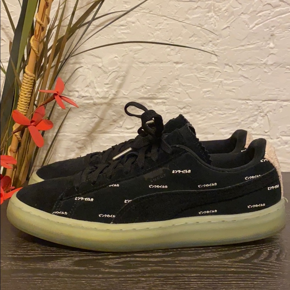 PUMA Pink Dolphin Suede V2